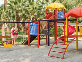 Plac zabaw dla dzieci w Richmond Ephesus Resort