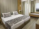 Pokój z łóżkami w hotelu Royal Atlantis Beach