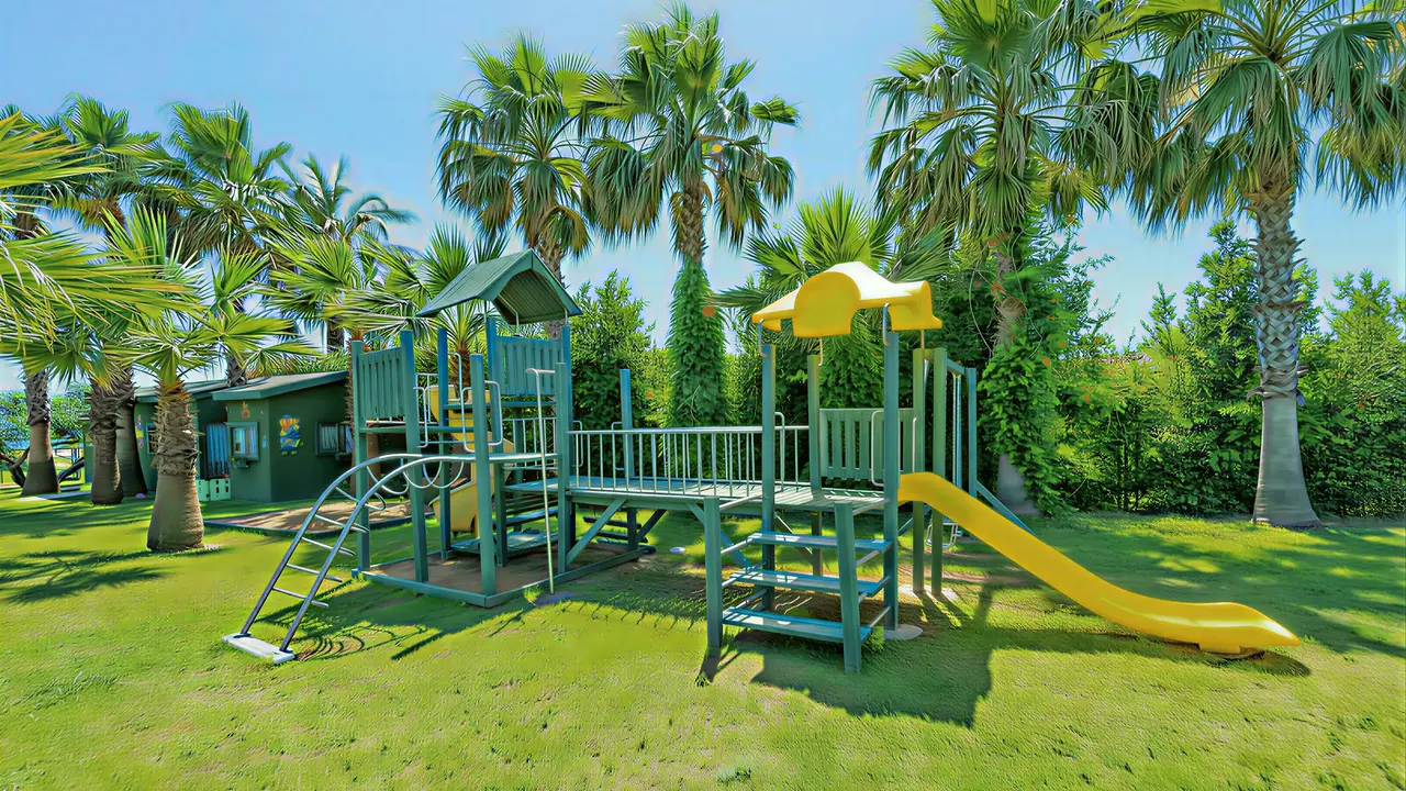 Plac zabaw dla dzieci w Royal Atlantis Beach