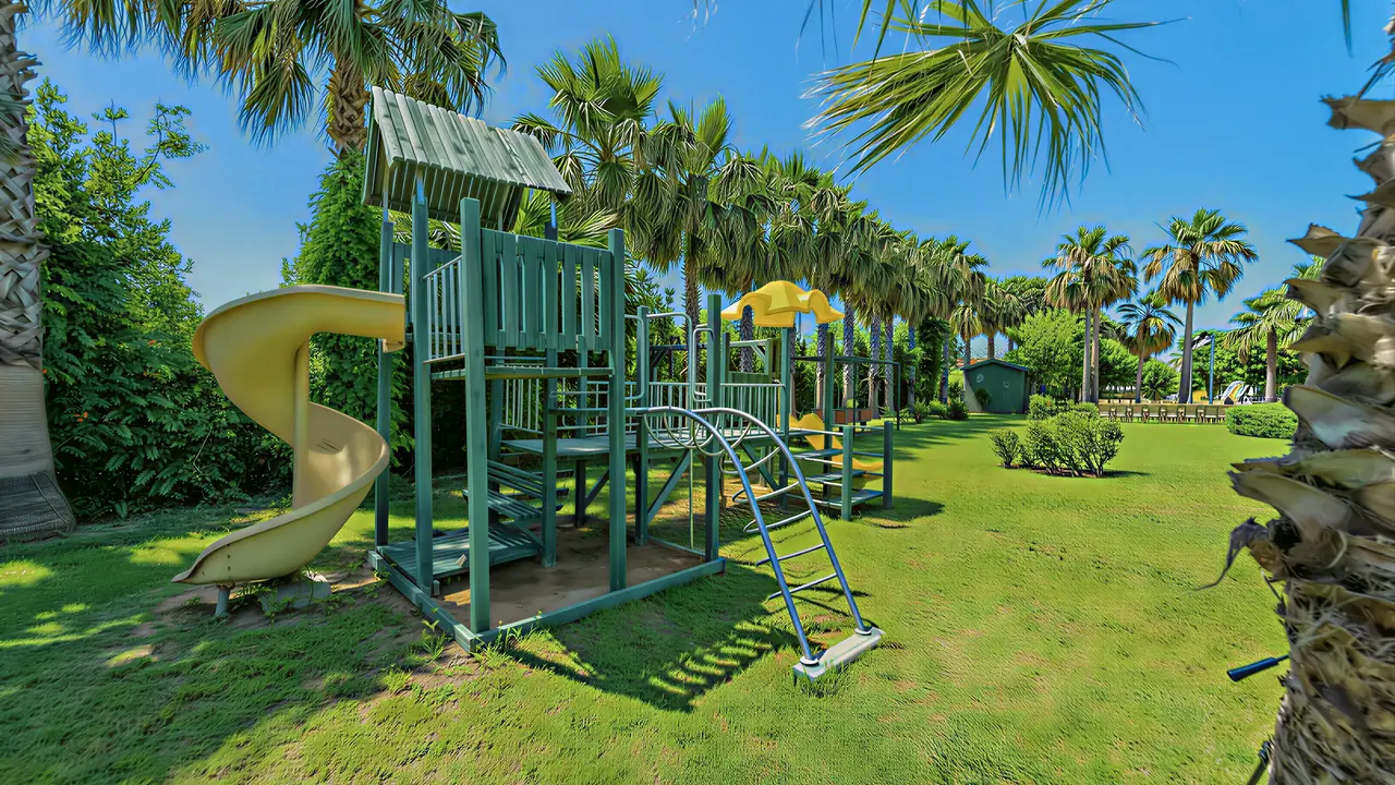 Plac zabaw dla dzieci w Royal Atlantis Beach