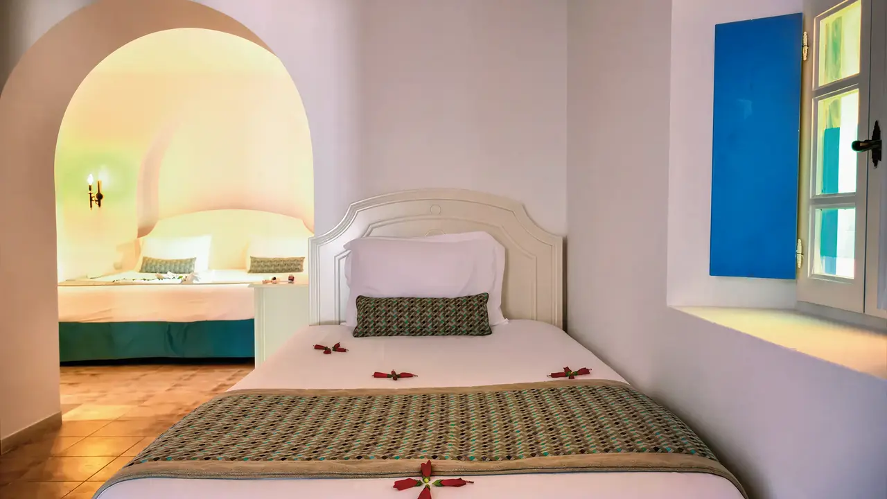Przytulna sypialnia w hotelu Royal Karthago