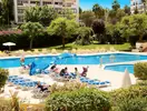 Basen z leżakami w hotelu RR Club Amarilis