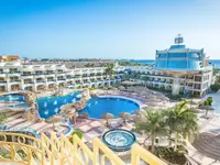 Widok na kompleks hotelowy Sea Gull Beach Resort