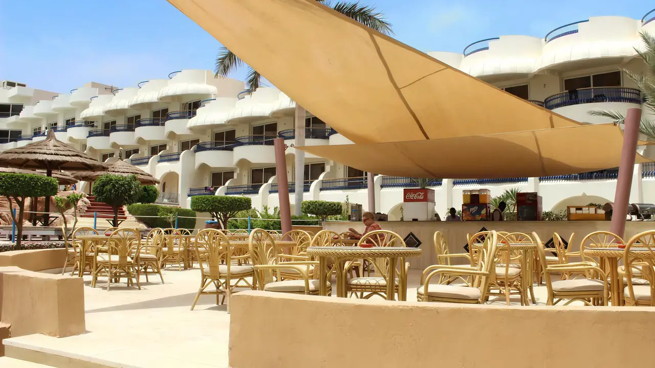 Taras restauracyjny w Sea Gull Beach Resort