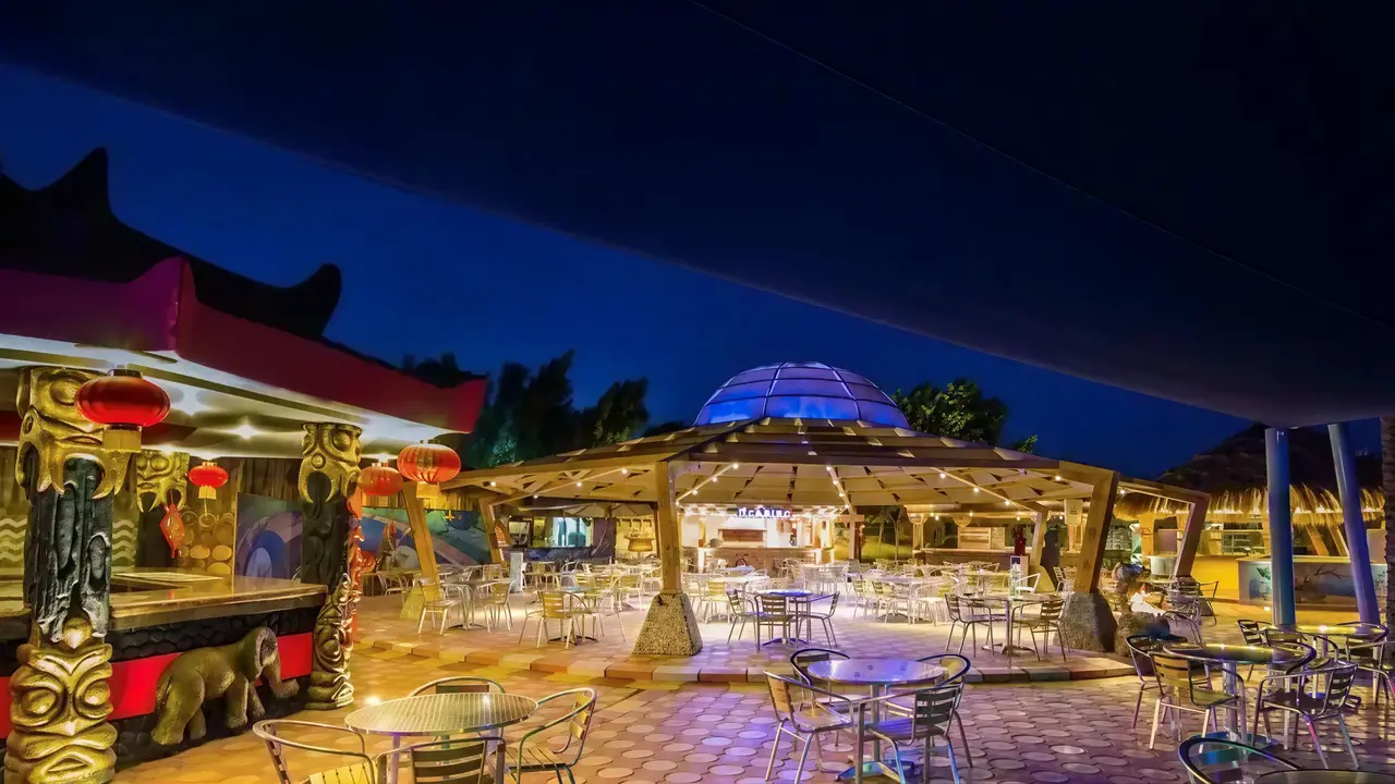 Restauracja na świeżym powietrzu w Sea Gull Beach Resort