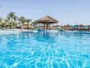 Basen przy hotelu Sea Gull Beach Resort