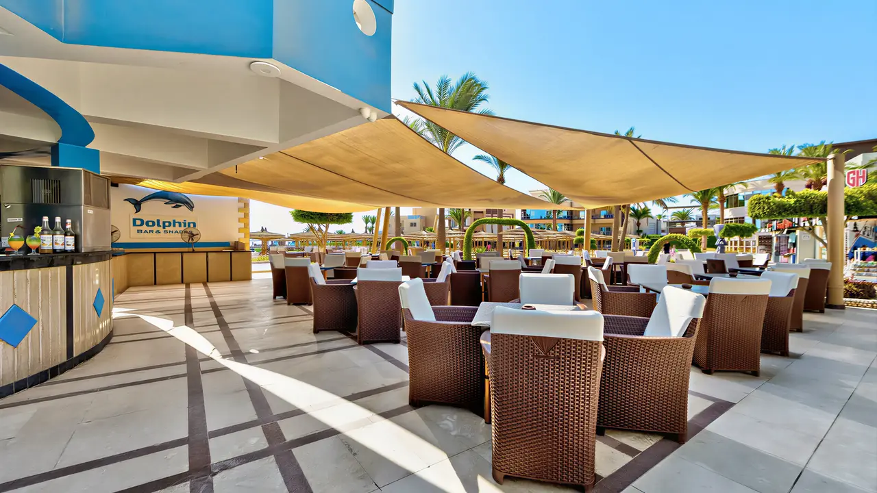 Bar przy basenie w Sea Gull Beach Resort