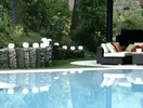 Basen i strefa wypoczynku w Senator Banus Spa