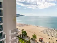 Widok na plażę z budynku Sentido Bellevue Beach 