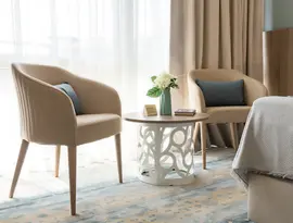 Kącik wypoczynkowy w pokoju Sentido Neptun Beach