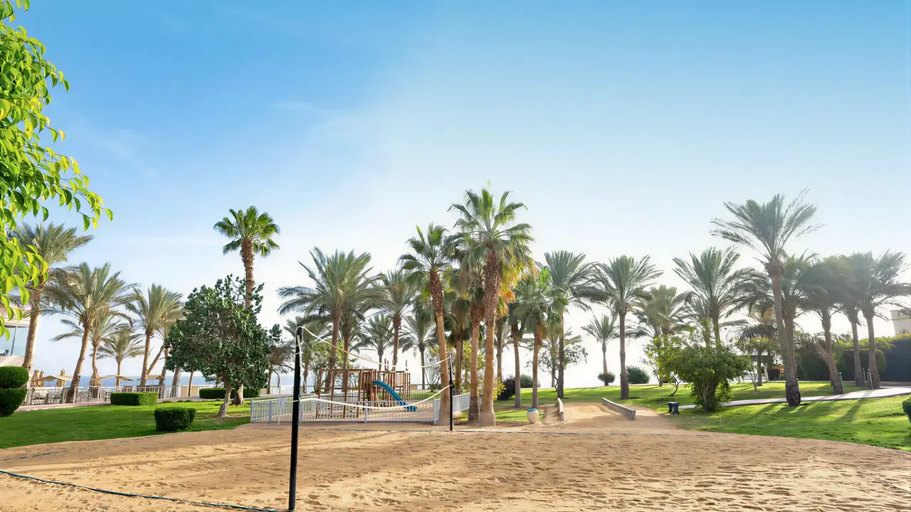 Boisko do siatkówki plażowej w Serenity Alpha Beach