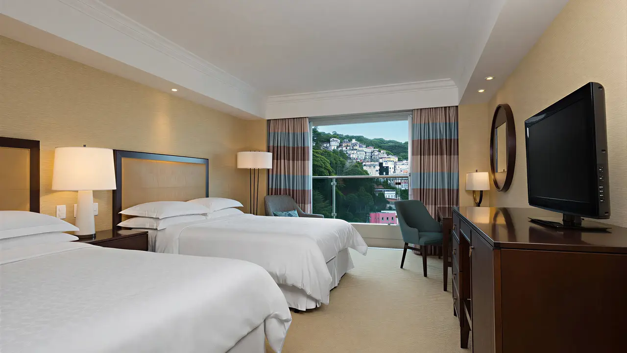 Pokój z dwoma łóżkami w Sheraton Grand Rio