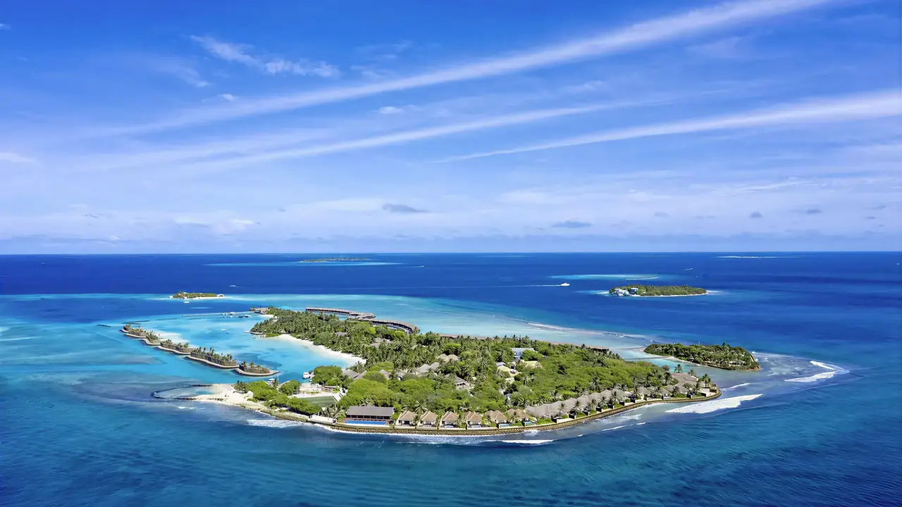 Widok z lotu ptaka na Sheraton Maldives Full Moon Resort & Spa