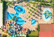 Widok z góry na kompleks basenów Sherwood Exclusive Lara