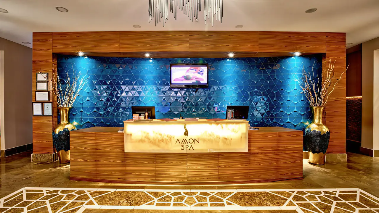 Recepcja spa w hotelu Sherwood Exclusive Lara