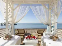 Eleganckie altany na plaży w Sherwood Exclusive Lara