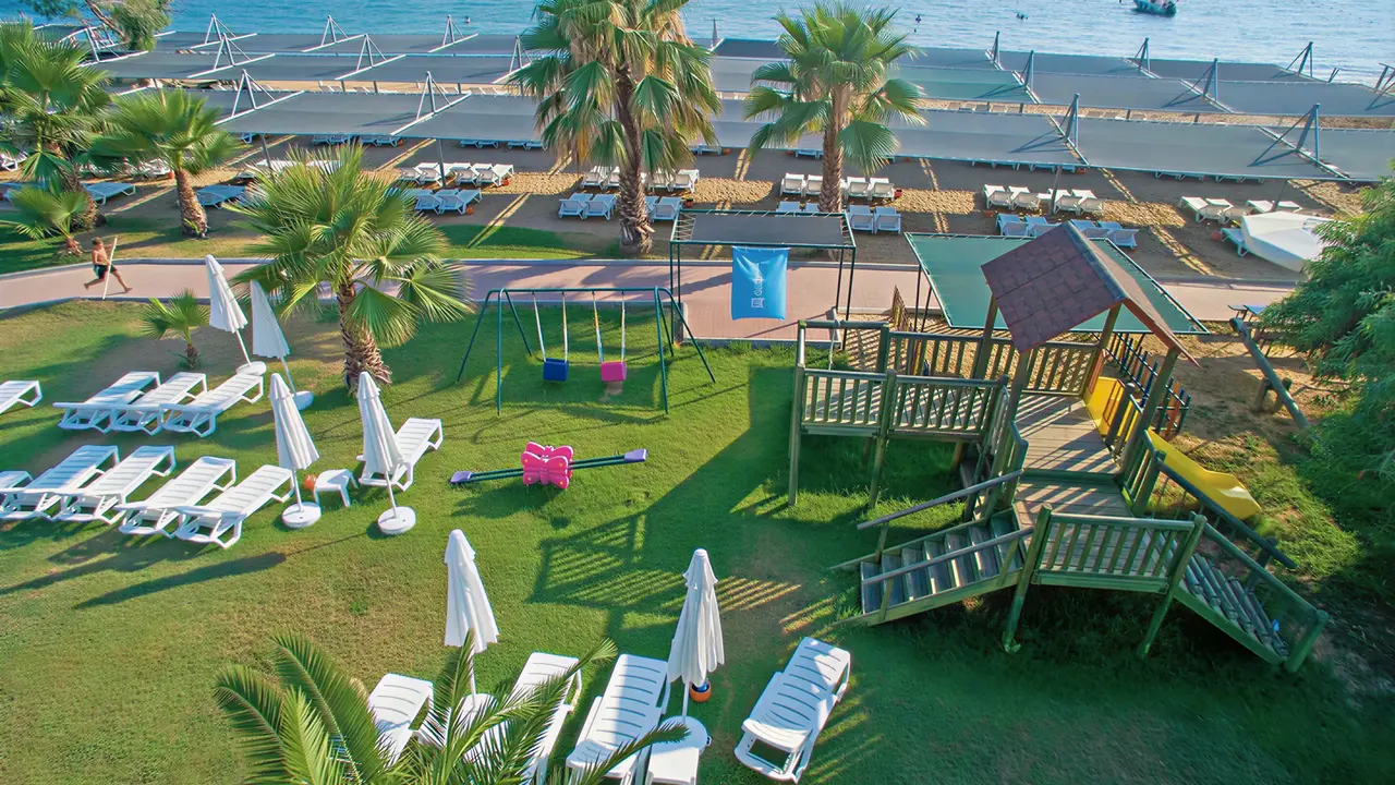 Plac zabaw dla dzieci w Side Mare Resort & Spa