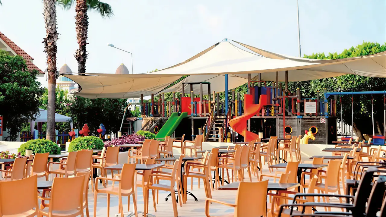 Plac zabaw dla dzieci w Side Mare Resort & Spa