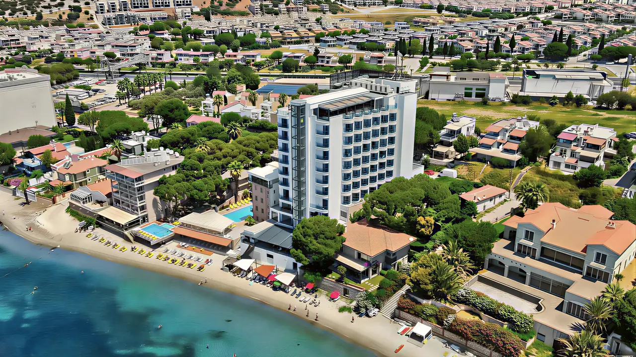Widok z lotu ptaka na Signature Blue Resort przy plaży