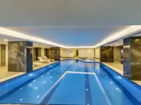 Kryty basen w Signature Blue Resort