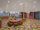 Kolorowy pokój dla dzieci w Sindbad Club
