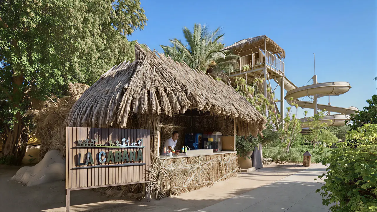 Bar pod strzechą w Sindbad Club