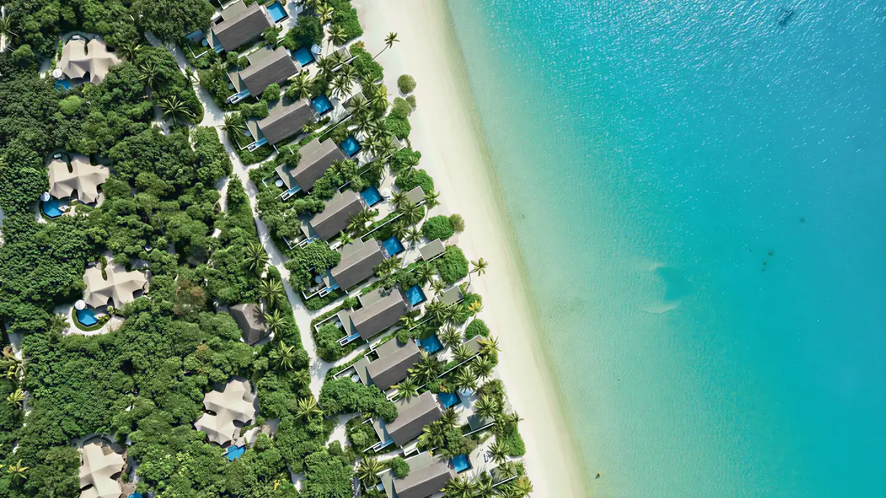 Widok z lotu ptaka na kompleks Sirru Fen Fushi Private Lagoon Resort
