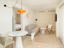 Jasny salon w pokoju hotelowym Sol Arona Tenerife 