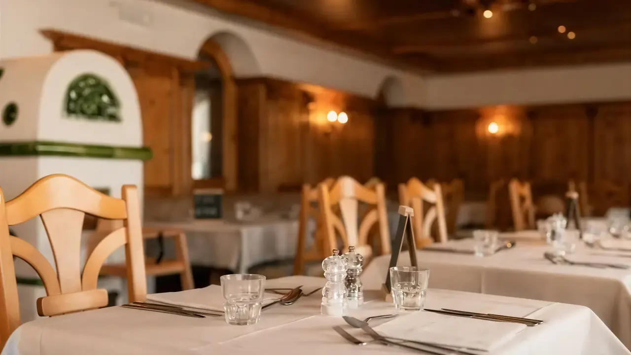 Restauracja w Sporthotel Kurzras z nakrytymi stołami