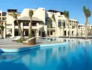 Basen przy hotelu Steigenberger Aqua Magic