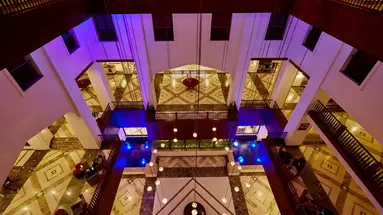 Wnętrze lobby w Steigenberger Aqua Magic