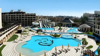 Zjeżdżalnie wodne i baseny w Steigenberger Aqua Magic