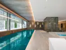 Kryty basen i strefa wellness w Sumus Monteplaya