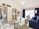 Wnętrze salonu w pokoju gościnnym Tagoro Family & Fun