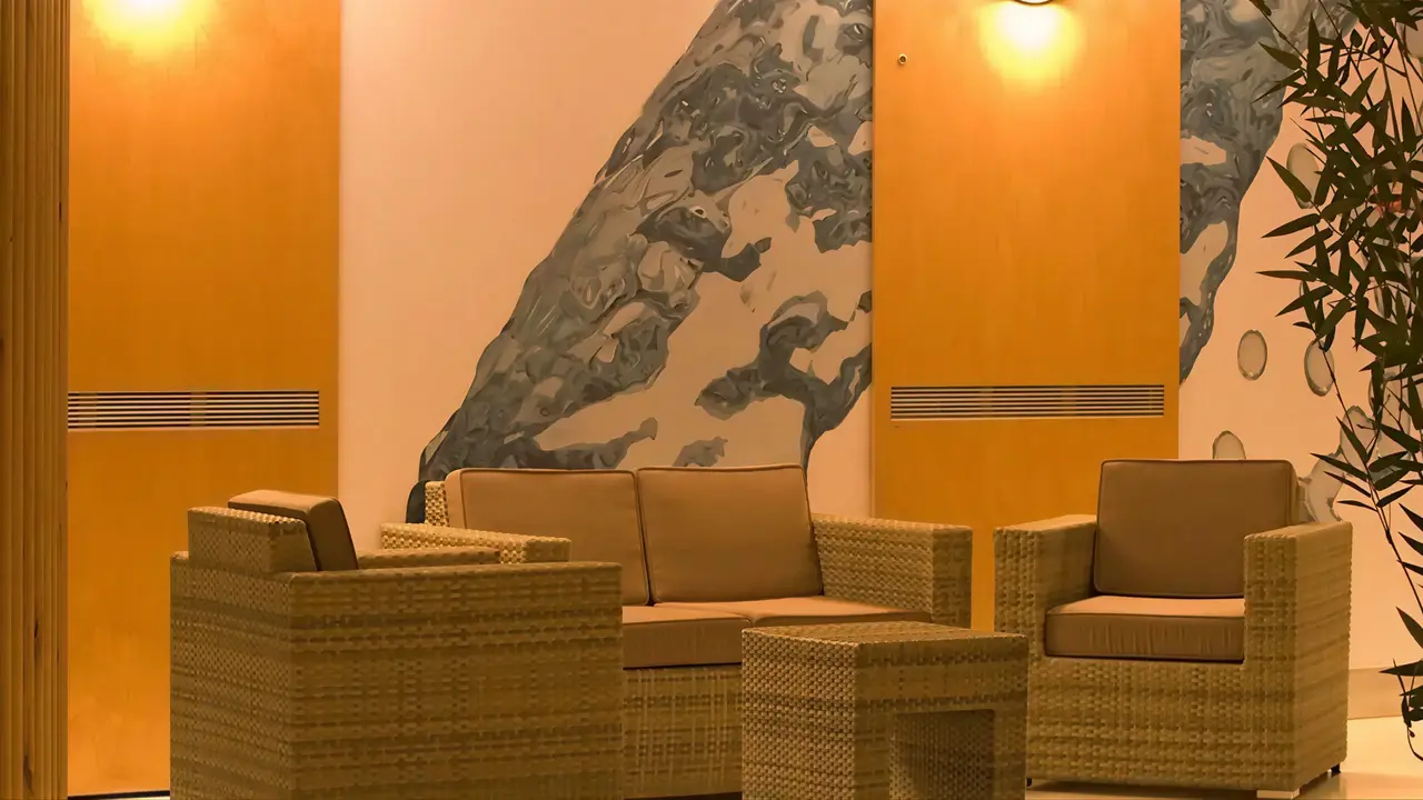 Wnętrze z meblami wypoczynkowymi w Tahiti Playa