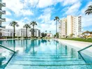 Basen kąpielowy w hotelu THB San Fermin