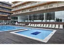 Baseny i leżaki w hotelu ThePlace Mariner