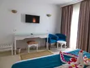 Nowoczesny pokój gościnny w TMK Marine Beach