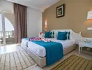 Pokój z łóżkami w TMK Marine Beach
