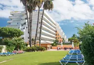 Budynek i teren zewnętrzny Tropic Park