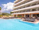 Basen i leżaki w Tropic Park