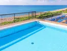 Basen z widokiem na morze w Tropic Park
