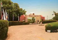 Wejście do hotelu Tropitel Dahab Oasis