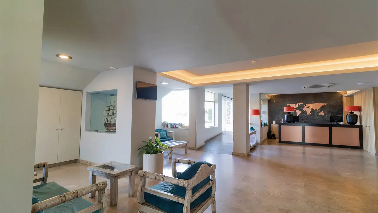 Recepcja i strefa wypoczynku w Ukino Terrace Algarve