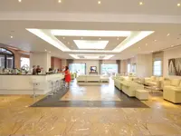 Hotelowy bar i lounge w Utopia Resort and Spa