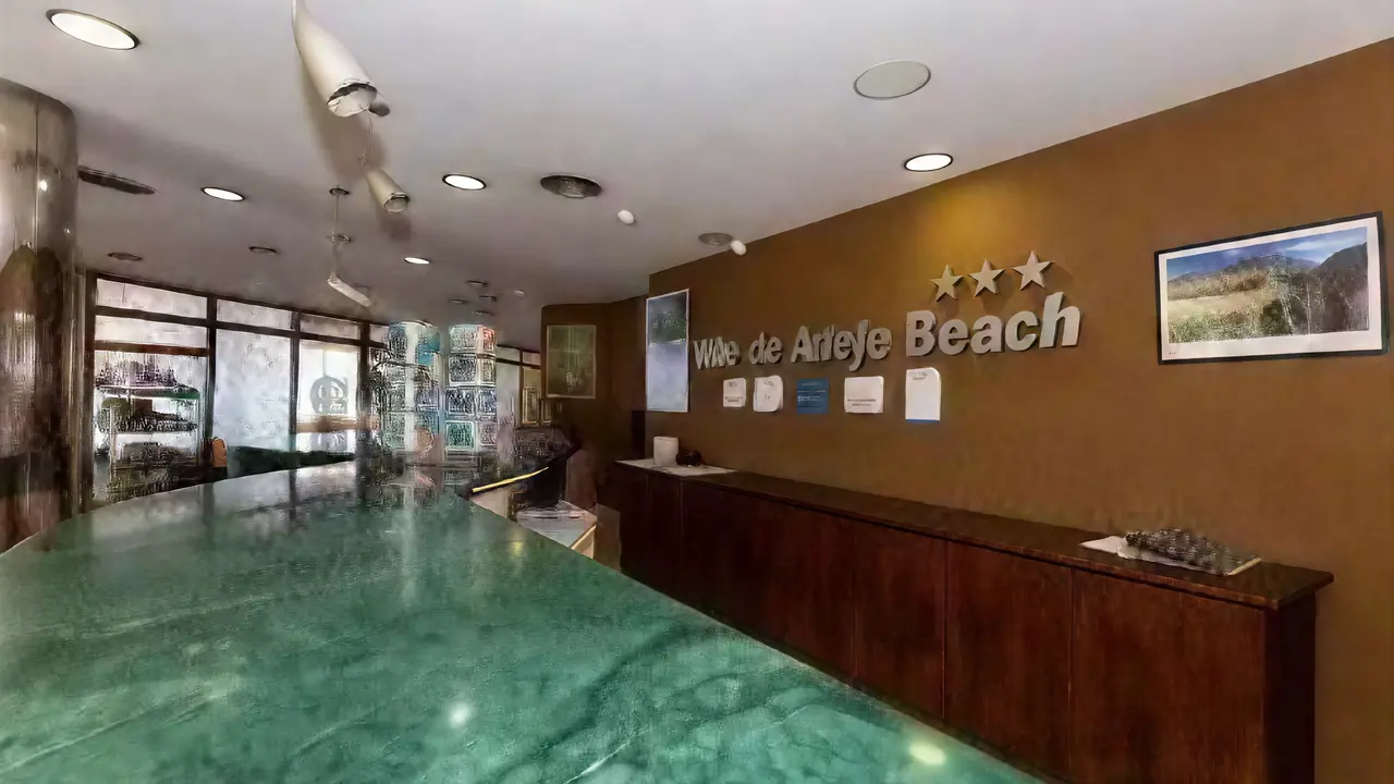 Recepcja w hotelu Villa Adeje Beach