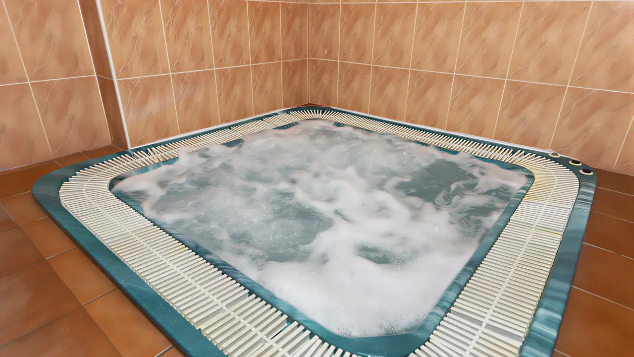 Jacuzzi z bąbelkami w Villa Adeje Beach