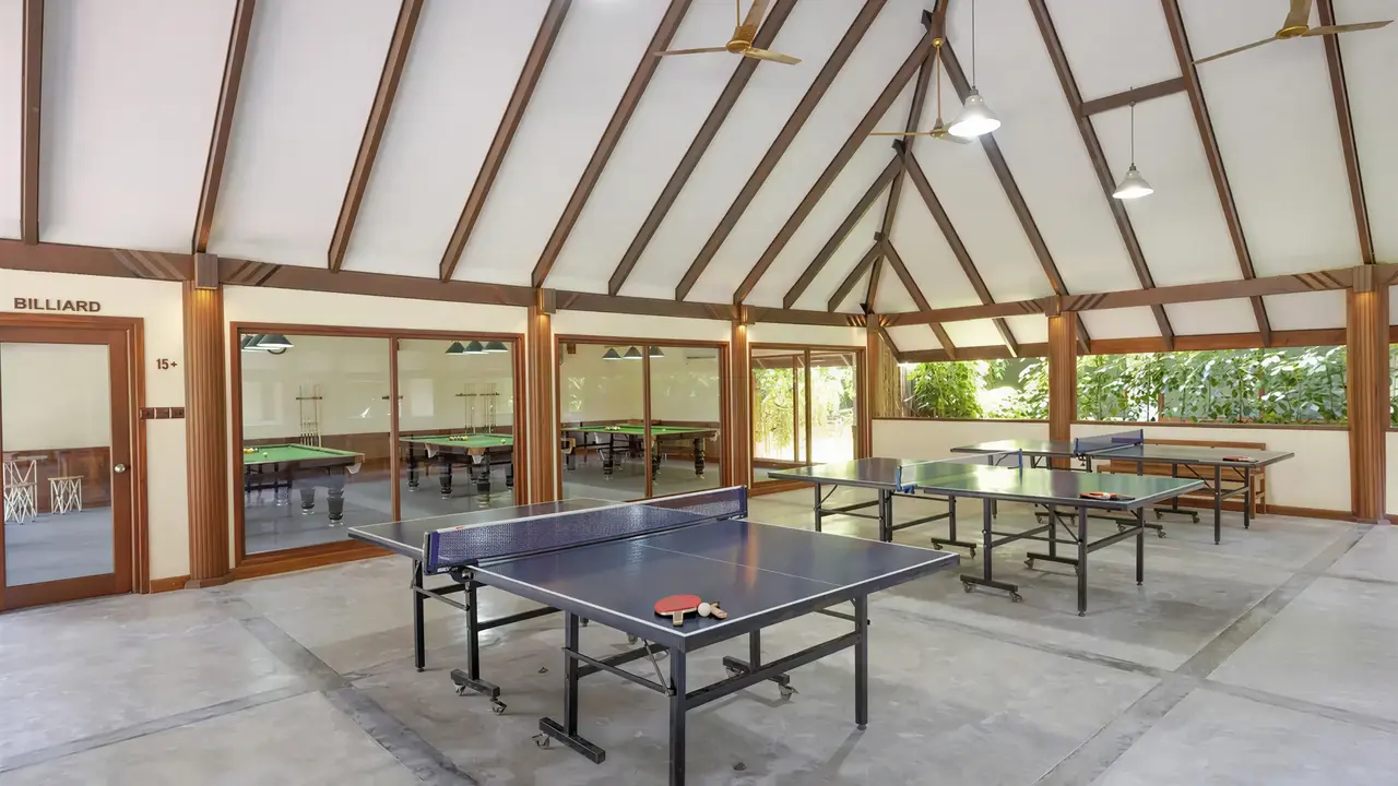 Sala gier z tenisem stołowym w Villa Nautica