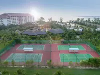 Korty tenisowe przy hotelu Vinpearl Phu Quoc Resort