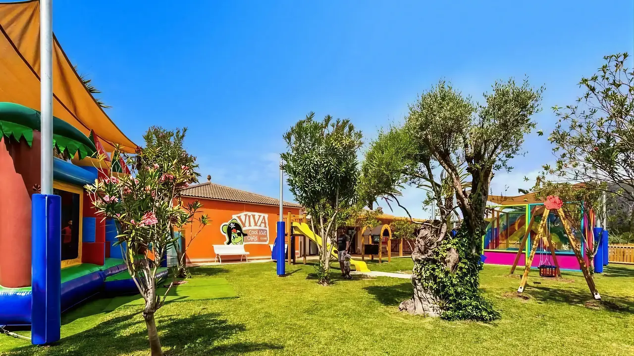 Plac zabaw dla dzieci w Viva Eden Lago